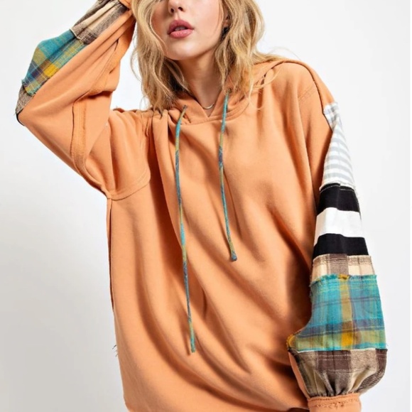 easel Tops - Easel Loose Fit Hoodie Pullover